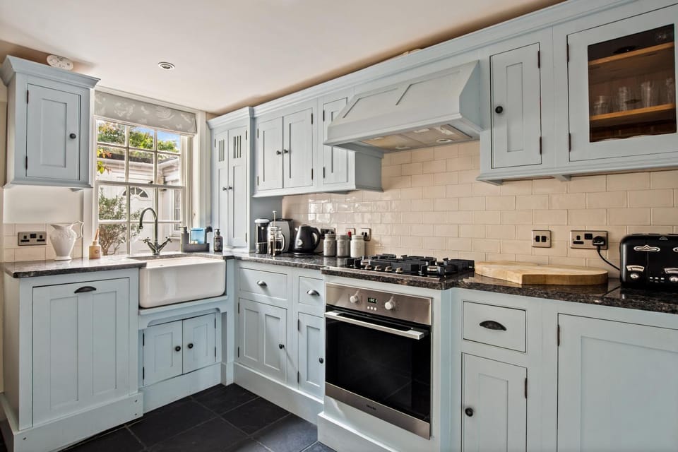 Coffee/tea facilities, Kitchen or kitchenette, dishwasher, pet friendly, stove, toaster