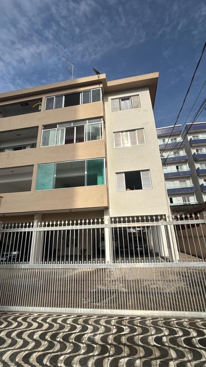 Apto Vista Mar Vila Mirim garagem Wi-Fi Apartment in State of São Paulo
