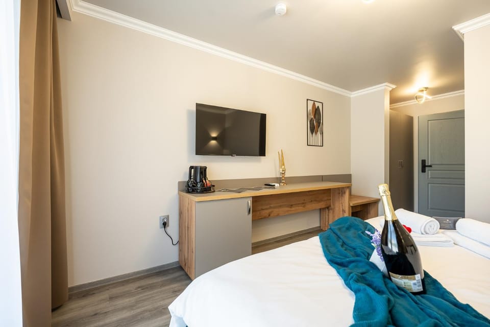 Novum Stay - Pensiune Centrala in Hunedoara Bed and Breakfast in Serbia