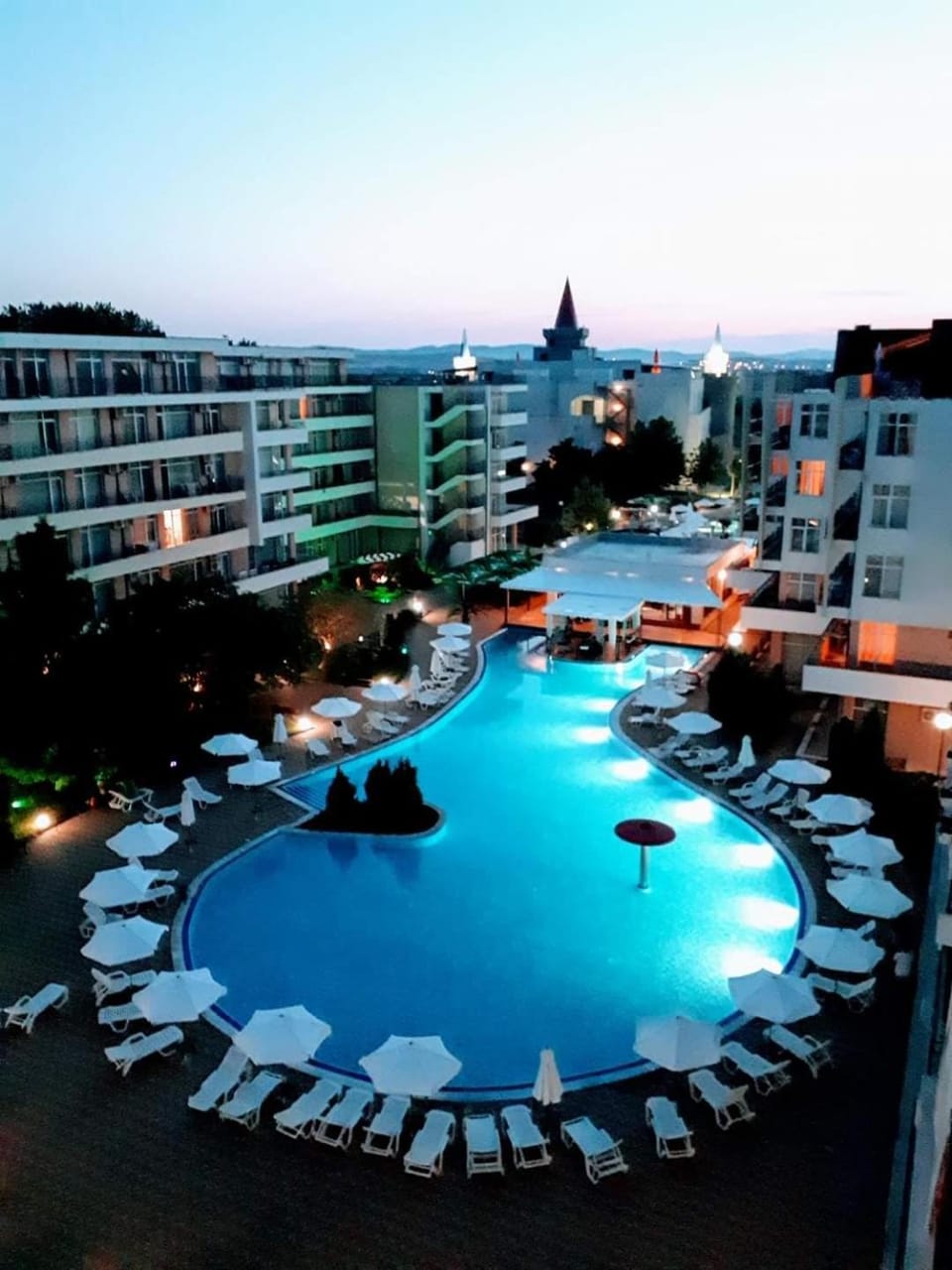 Luxury Penthouse Studio with Outdoor Hot Tub and Panoramic Views Apartment in Sunny Beach