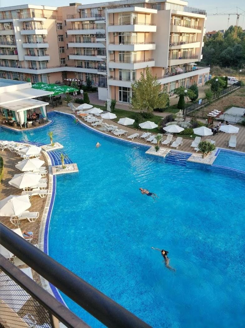 Luxury Penthouse Studio with Outdoor Hot Tub and Panoramic Views Apartment in Sunny Beach