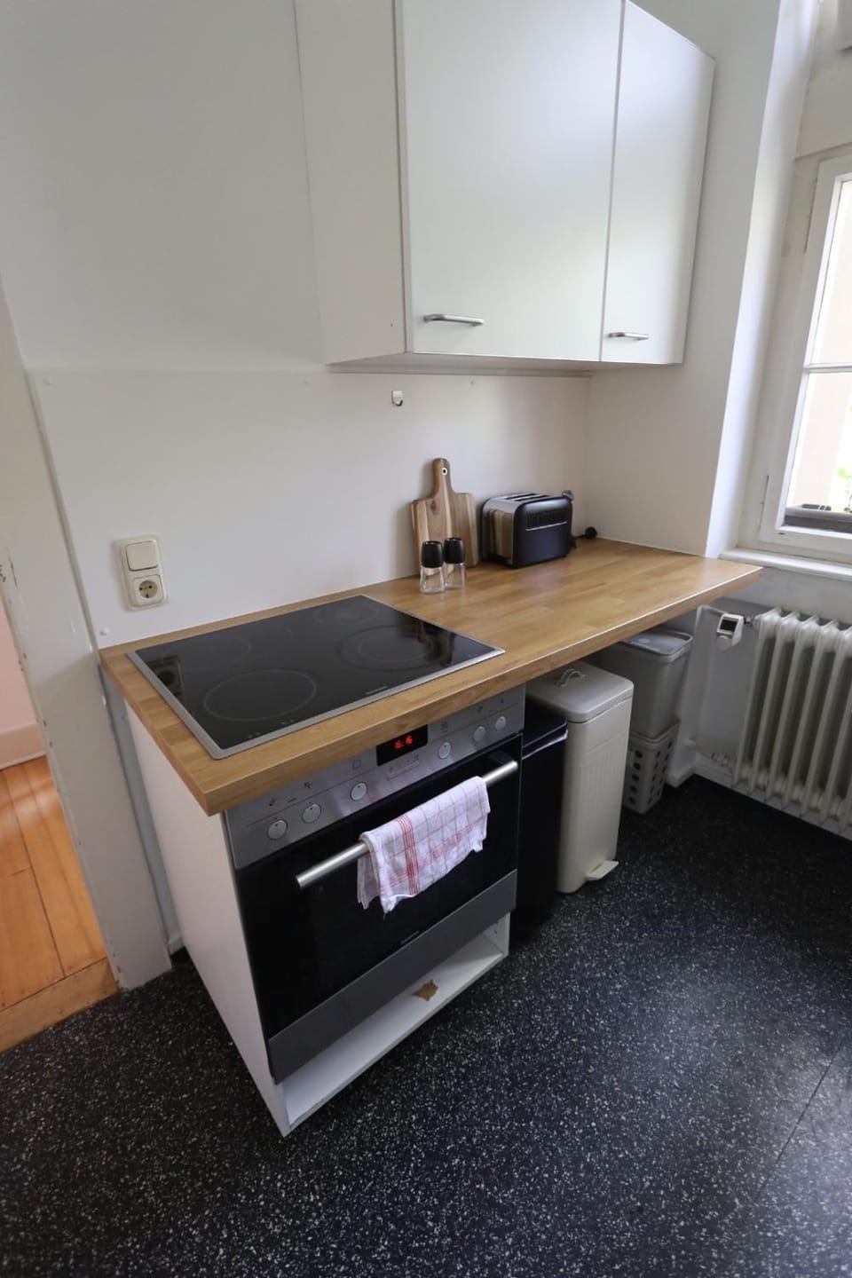 Kitchen or kitchenette, stove