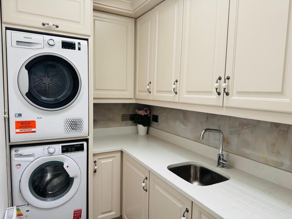 Two bedroom cottage near Maynooth University Apartment in Meath, Co. Meath, Ireland