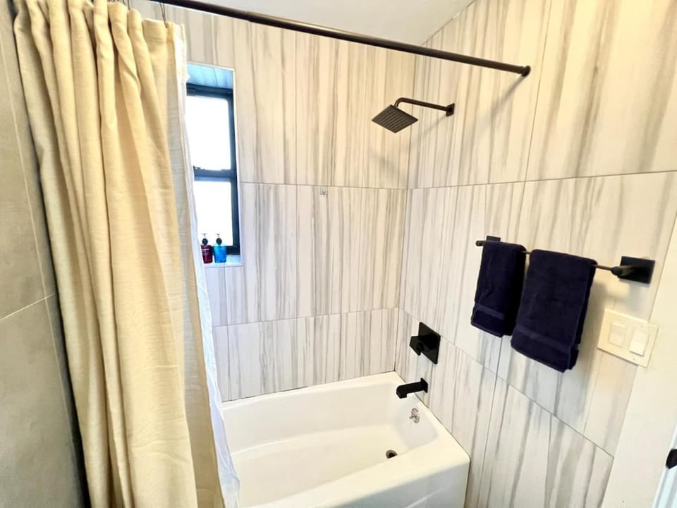 Madison Ave Oasis Apartment in Harlem