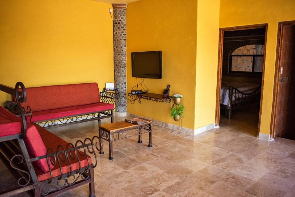 Escápate a una quinta con alberca, asador y diversión en familia House in State of Morelos