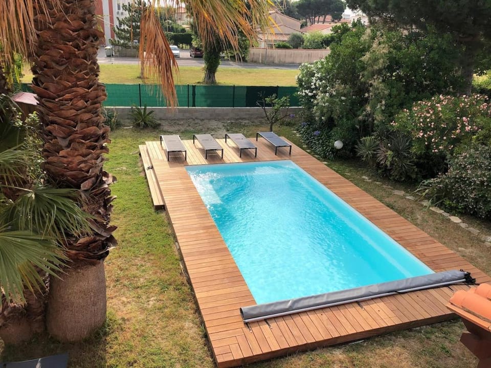 Garden, Swimming pool