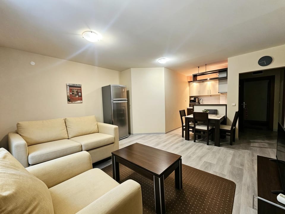 Kitchen or kitchenette, Living room, Dining area, stove