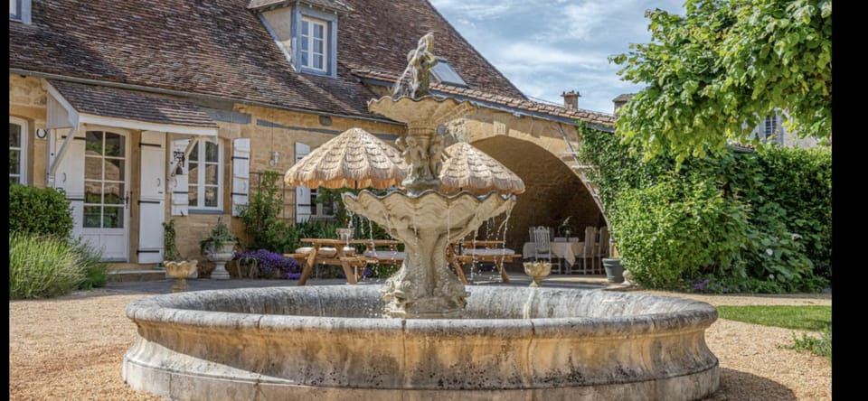 Inner courtyard view