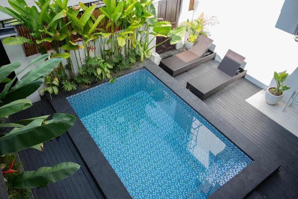 Property building, On site, Swimming pool