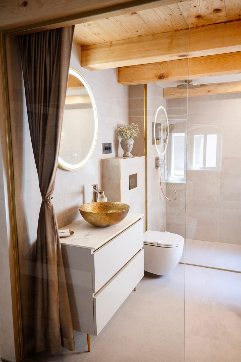 Laurentius Heritage Luxury Suite Diocletian Palace Bed and Breakfast in Split