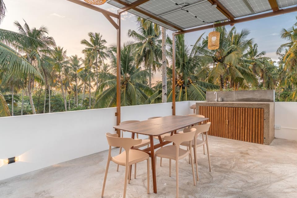 Property building, Neighbourhood, Balcony/Terrace, Evening entertainment, Garden view, Entertainment
