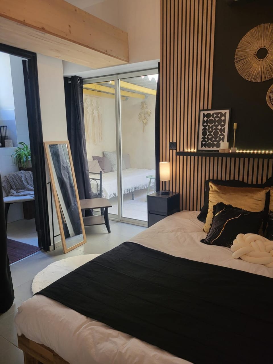 L'escale dorée au centre de Lunel Apartment in Lunel