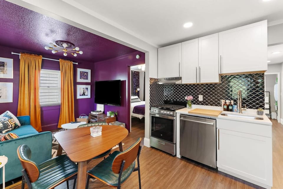 Prince-Themed Cozy Retreat Near Airport & Mall House in Minneapolis