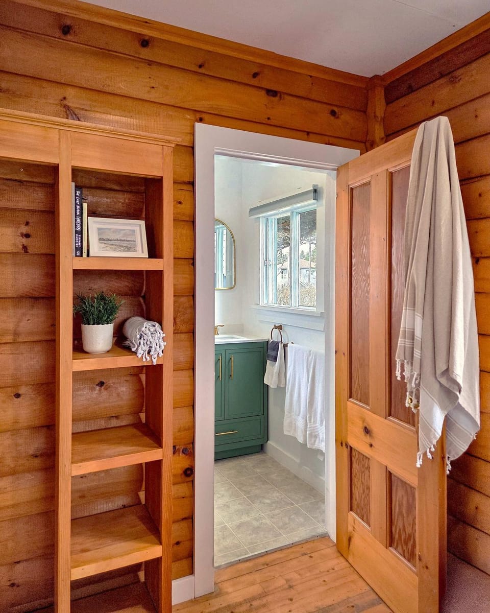 Hunts Point 1-BR Coastal Retreat - Cottage # 5 House in Nova Scotia
