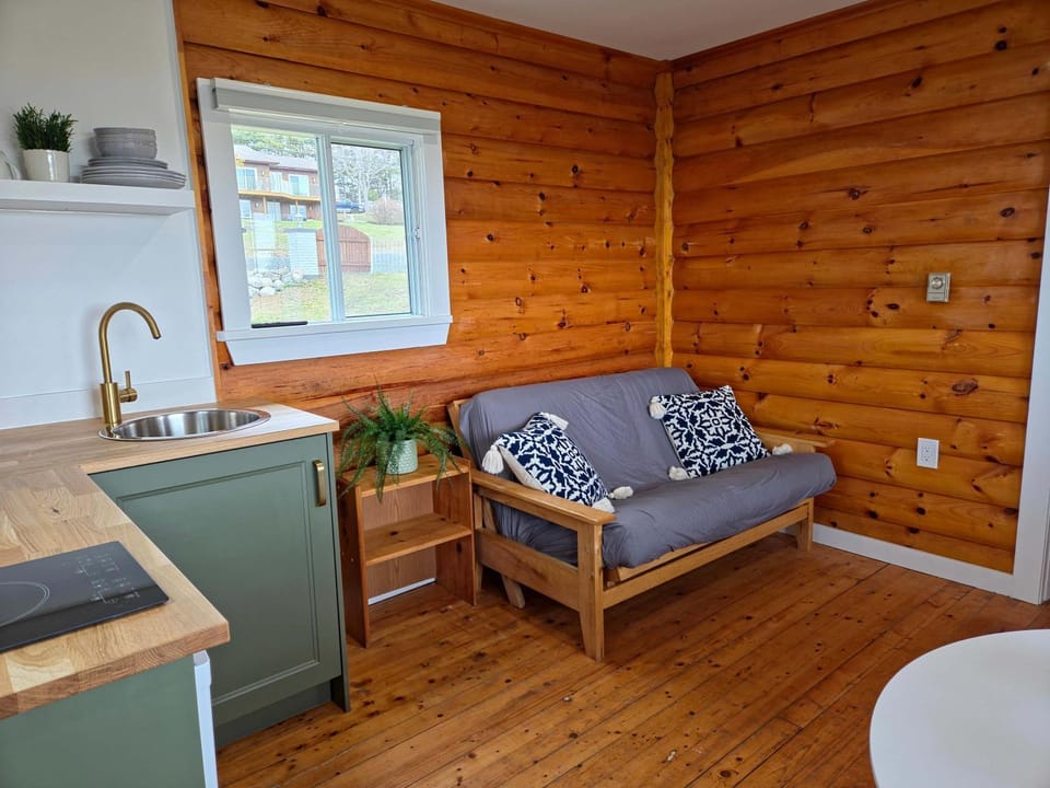 Hunts Point 1-BR Coastal Retreat - Cottage # 6 House in Nova Scotia