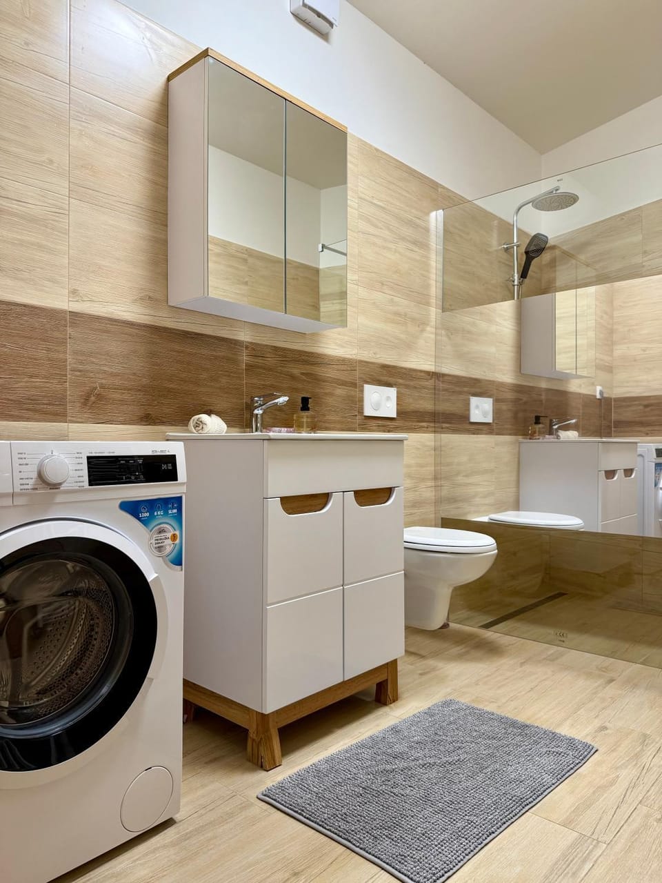 Bathroom, washing machine, washing machine