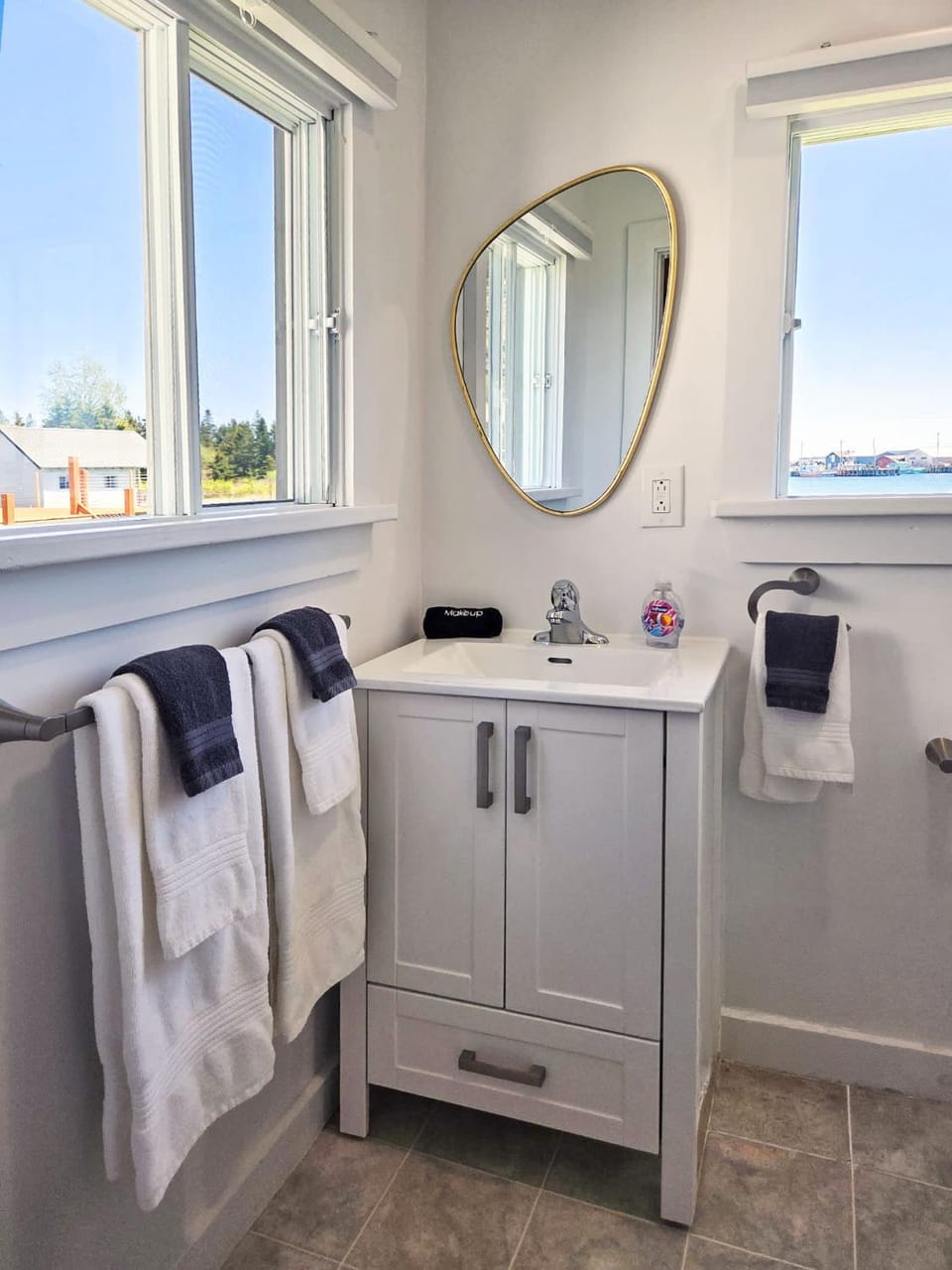 Hunts Point 1-BR Coastal Retreat - Cottage # 7 House in Nova Scotia