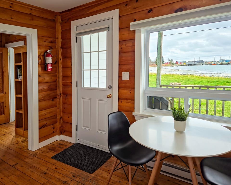 Hunts Point 1-BR Coastal Retreat - Cottage # 8 House in Nova Scotia