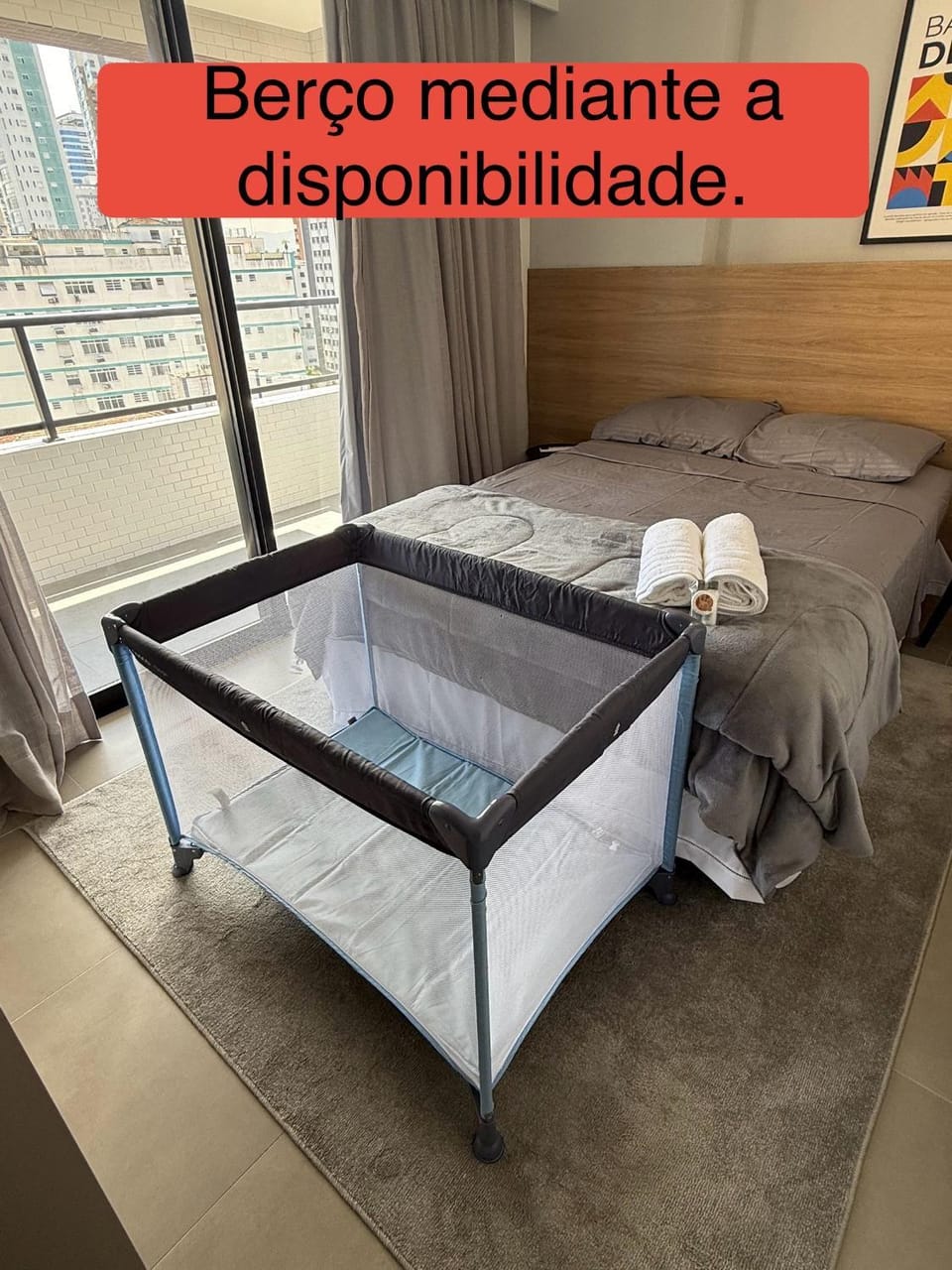 Bedroom, cot