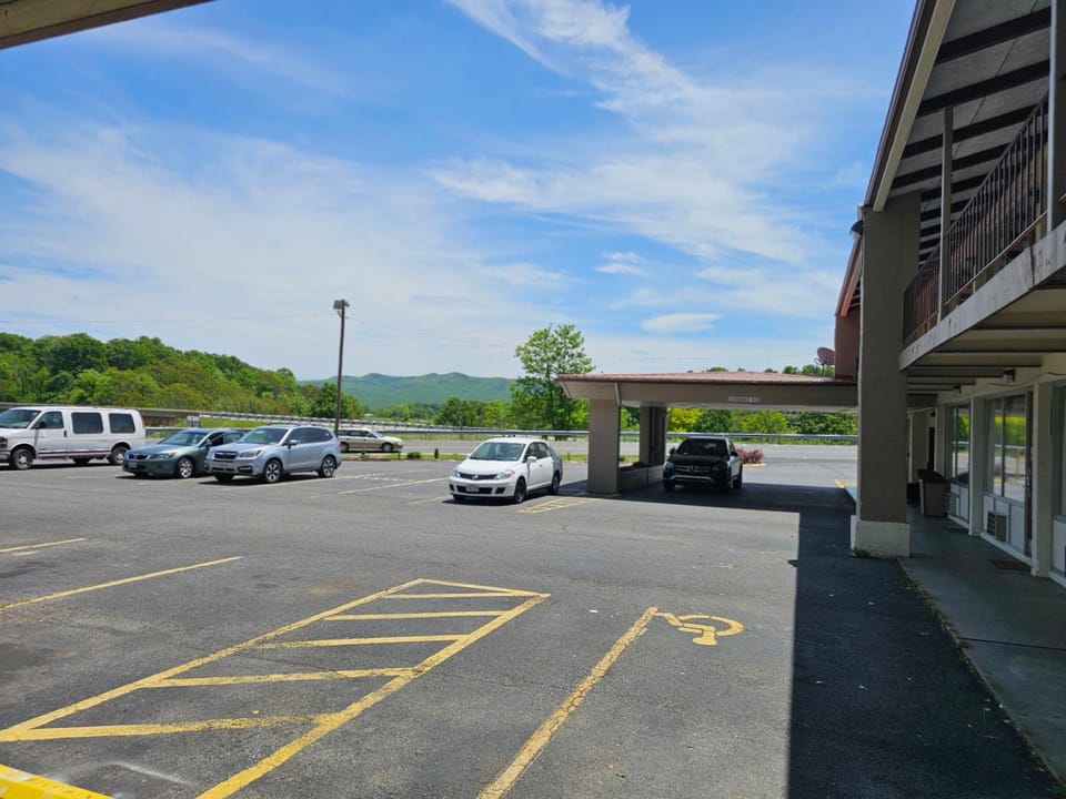 The Edyn Motel Hotel in Wytheville