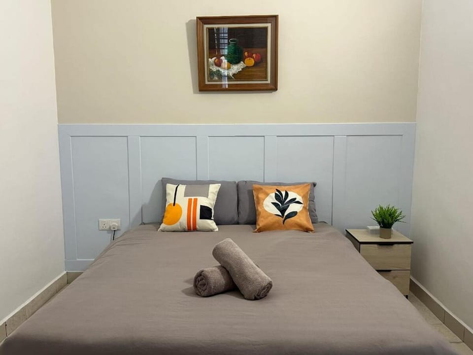 Vintage-Living 2Storey Haus12Pax House in Penang