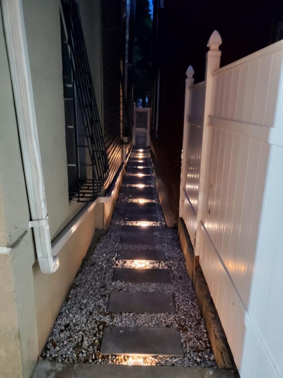 Lovely 1 bedroom apt with patio by Yankee Stadium Apartment in Upper Manhattan