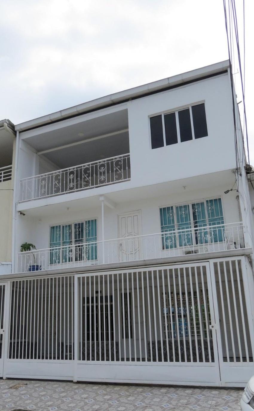 casa rumba y salsa accommodation Vacation rental in Cali