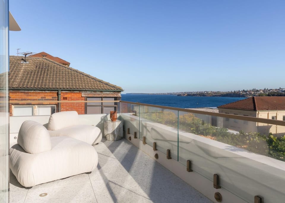 Sol Penthouse, North Bondi Isyd Luxe Apartment in Sydney
