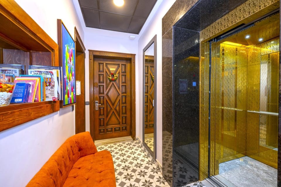 elevator
