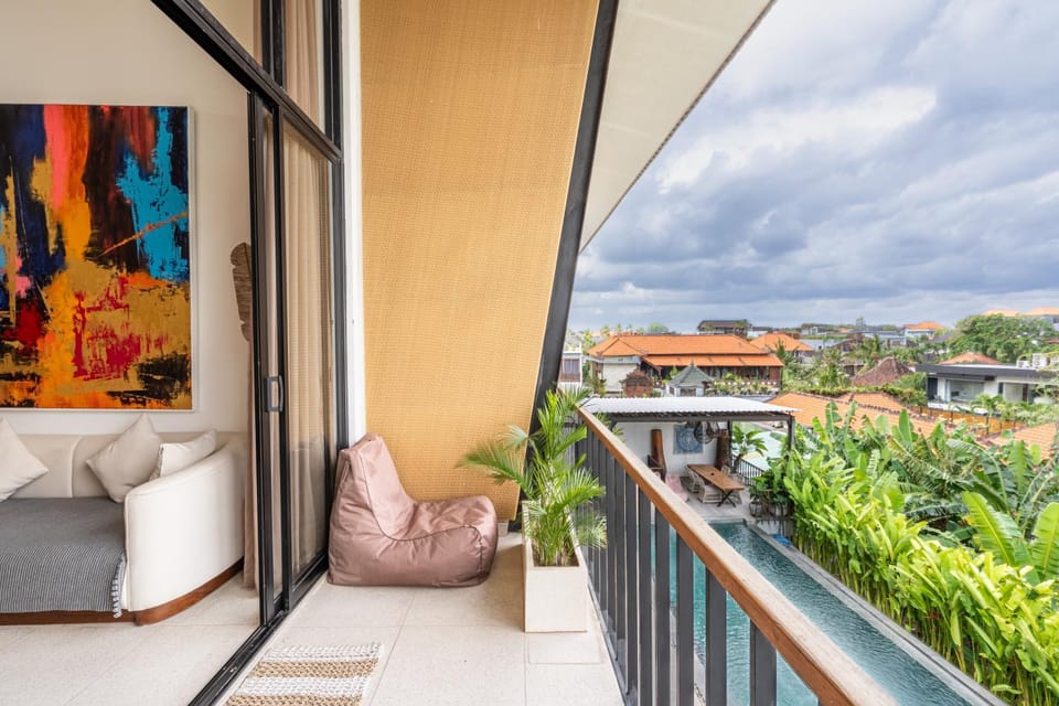 View (from property/room), Balcony/Terrace, Seating area