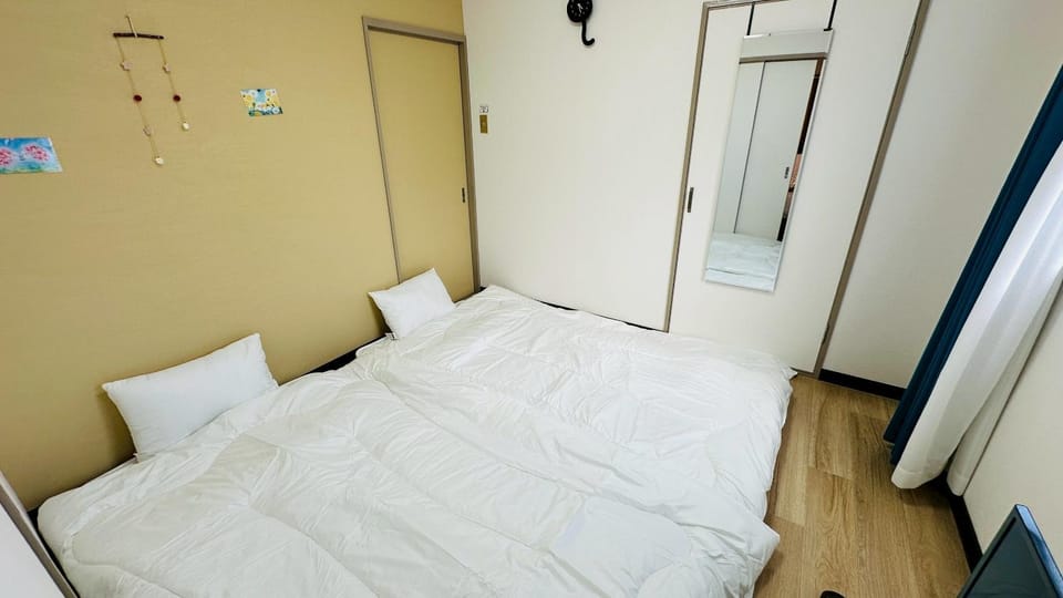 702 gblhouse 黒門市場すぐそば 道頓堀 心斎橋徒歩圏内 南海なんば駅徒歩六分 Apartment in Osaka