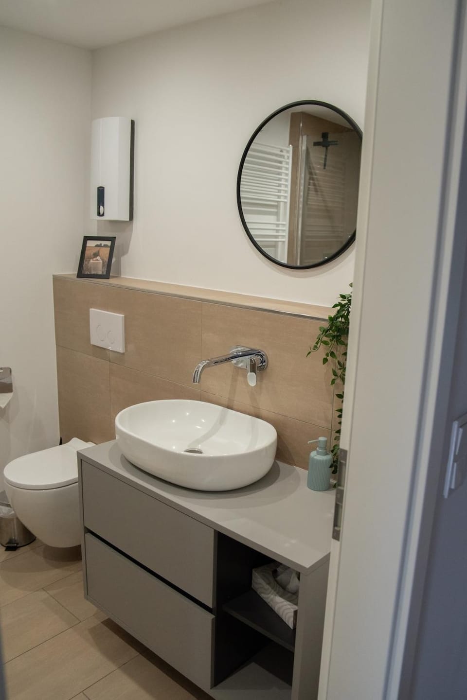 Toilet, Bathroom