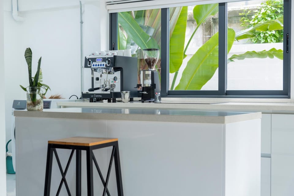 Coffee/tea facilities, Kitchen or kitchenette