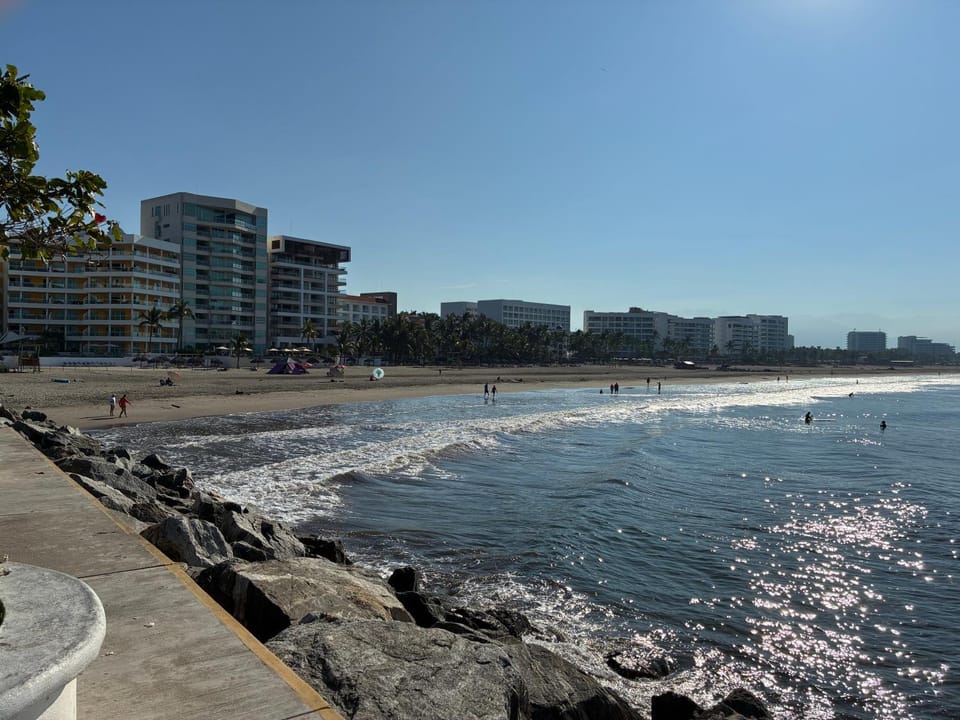 Suite Privada frente a Vidanta King Bed and Breakfast in Nuevo Vallarta
