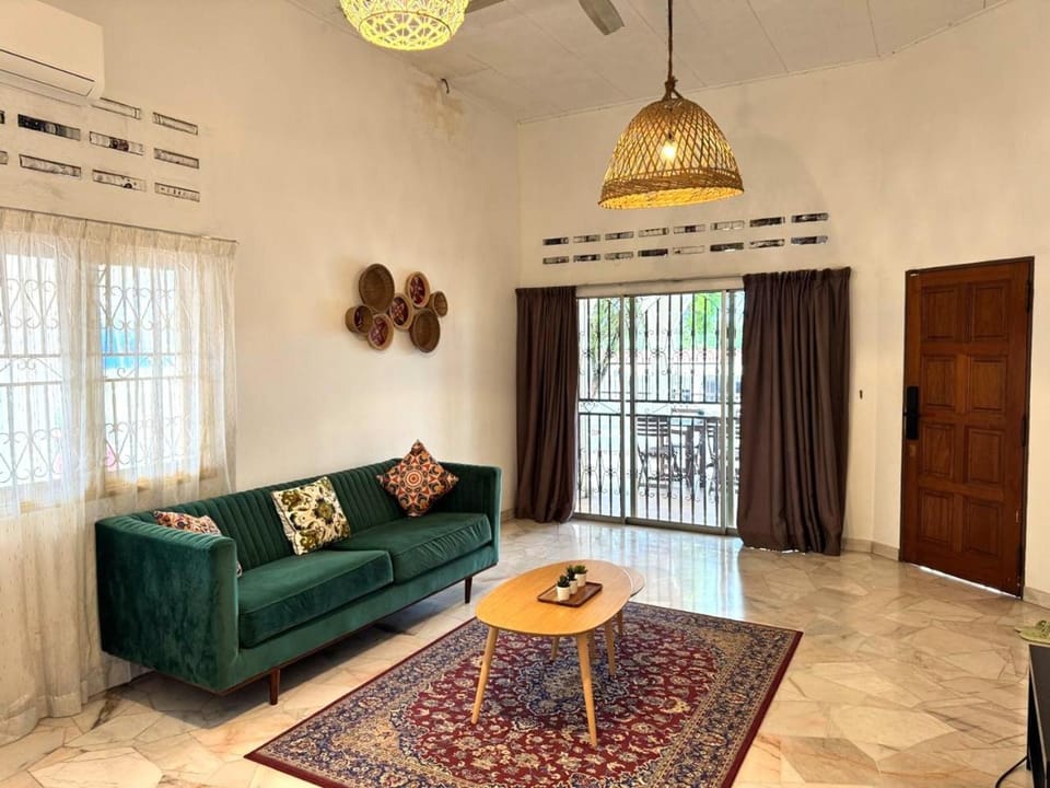 Living room, Seating area, air conditioner