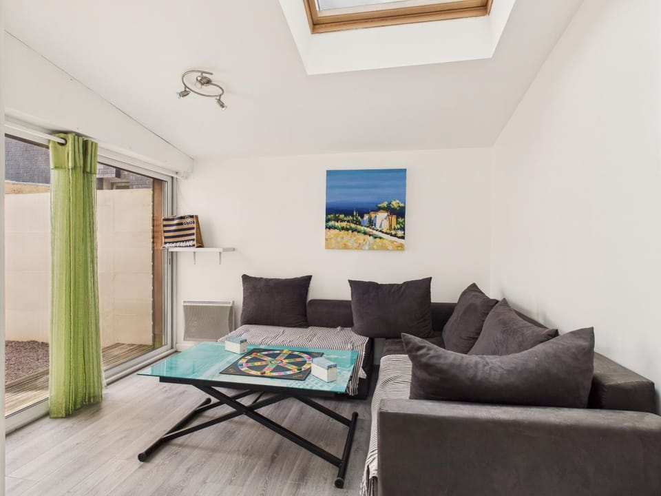 Communal lounge/ TV room, Living room