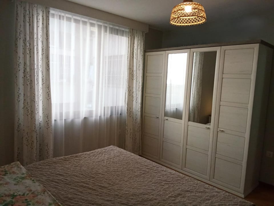 Bedroom, wardrobe