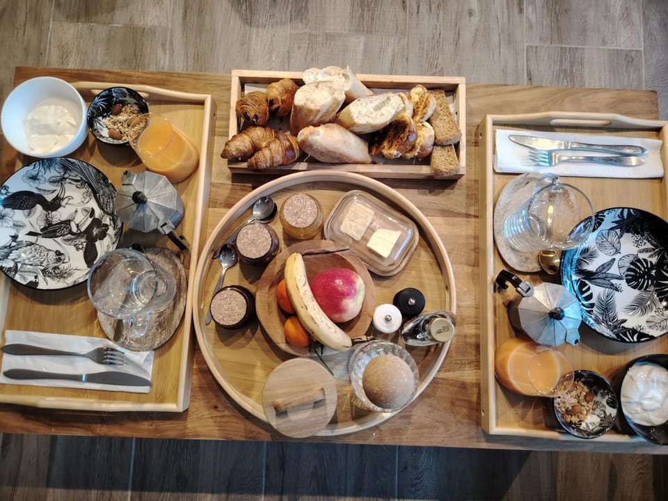 Breakfast, Continental breakfast