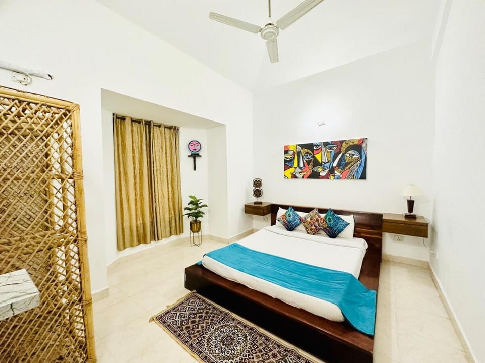 Serene Beautiful 4bhk Arpora baga Pool Villa in Goa, India