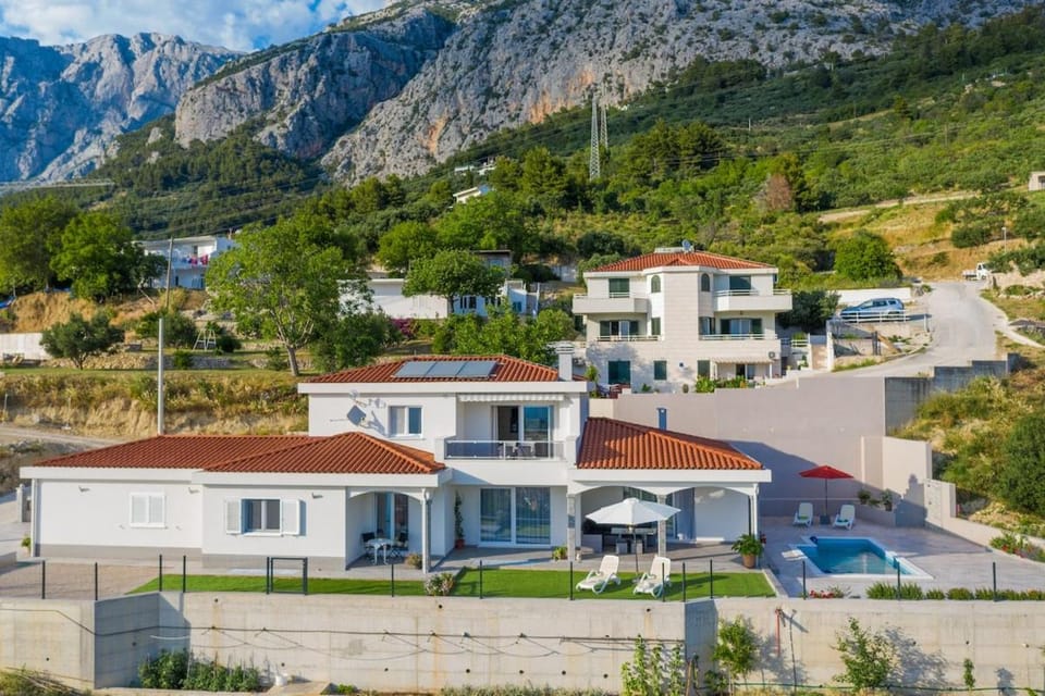 Villa Miramel mit privaten Swimmingoool - Makarska Exklusiv House in Makarska