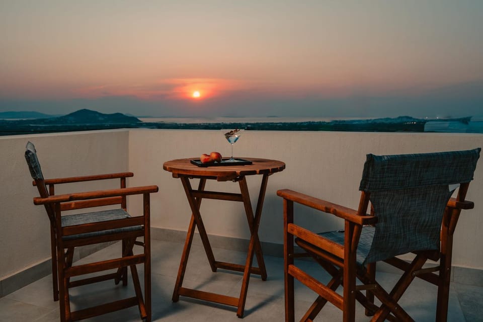 Patio, Natural landscape, View (from property/room), Balcony/Terrace, Sea view, Sunset