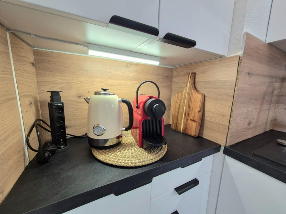 Coffee/tea facilities, Kitchen or kitchenette, minibar, toaster
