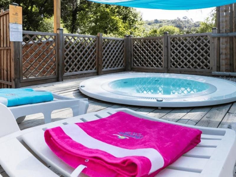Hot Tub, sunbed