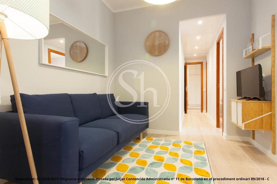 Communal lounge/ TV room, TV and multimedia, Living room