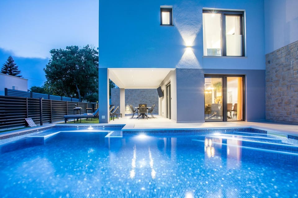 Property building, Night, Pool view, Swimming pool