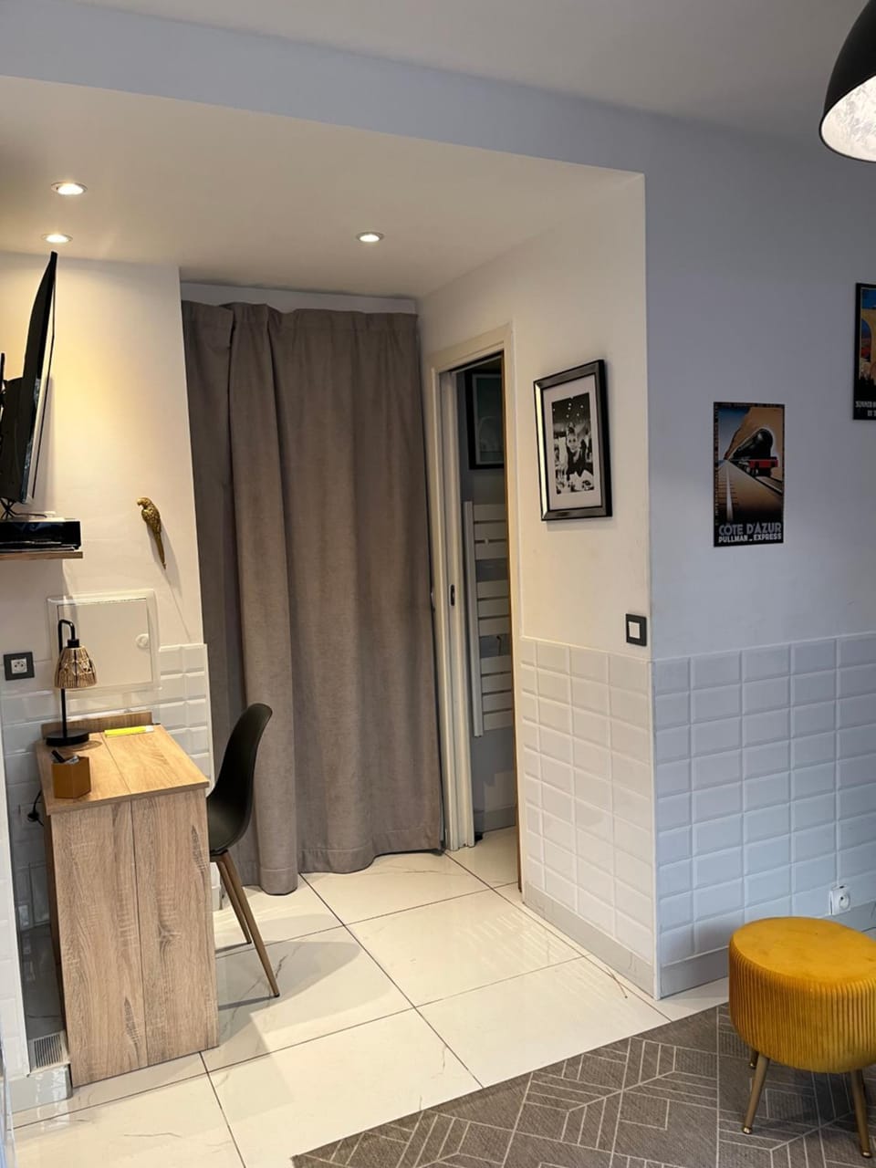 Studio à 100 mètres de la plage et de la Croisette Apartment in Cannes