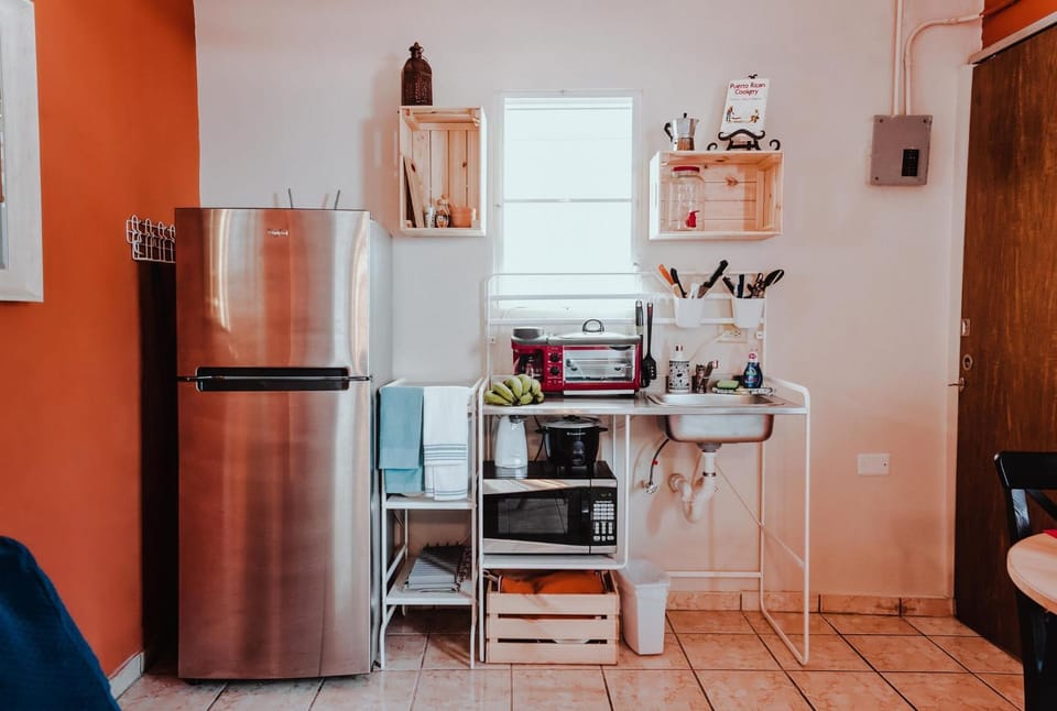 microwave, oven, kitchen