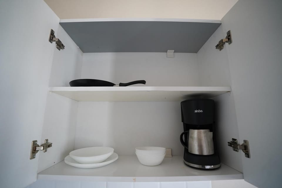 Coffee/tea facilities, Kitchen or kitchenette