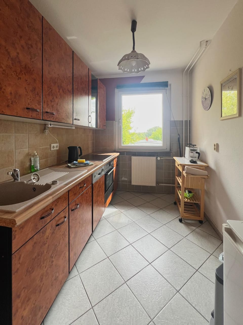 Kitchen or kitchenette, dishwasher
