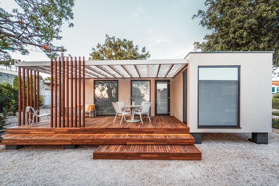 Property building, Balcony/Terrace